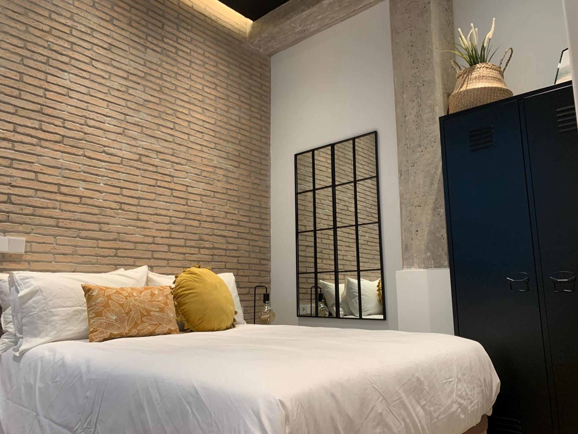 La Reina Beach Rooms บาเลนเซีย ภายนอก รูปภาพ
