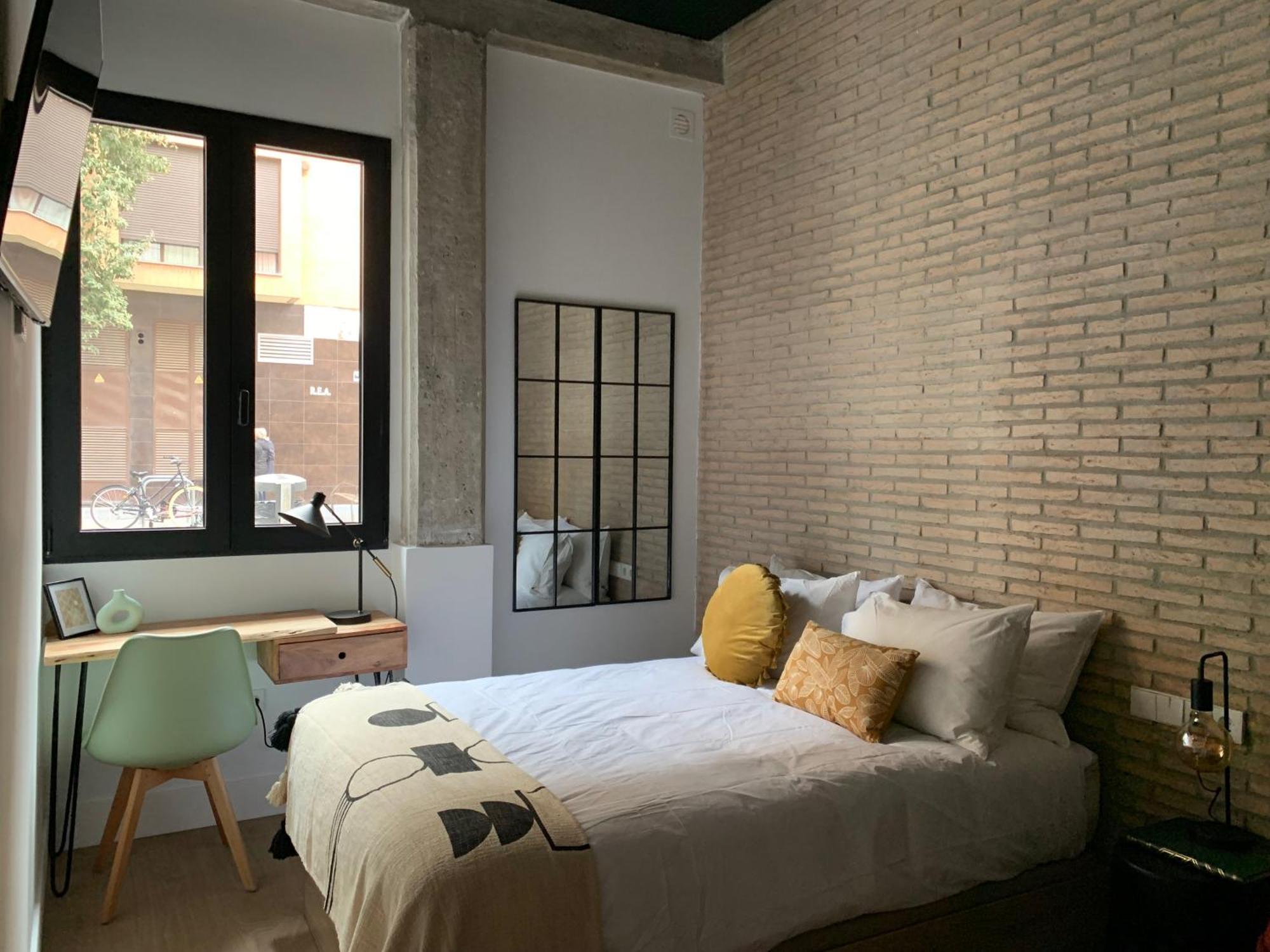 La Reina Beach Rooms บาเลนเซีย ภายนอก รูปภาพ